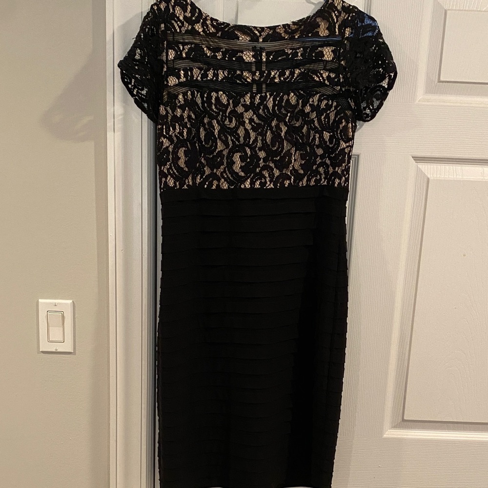 Adrianna Papell Black and Cream Lace Midi Dress